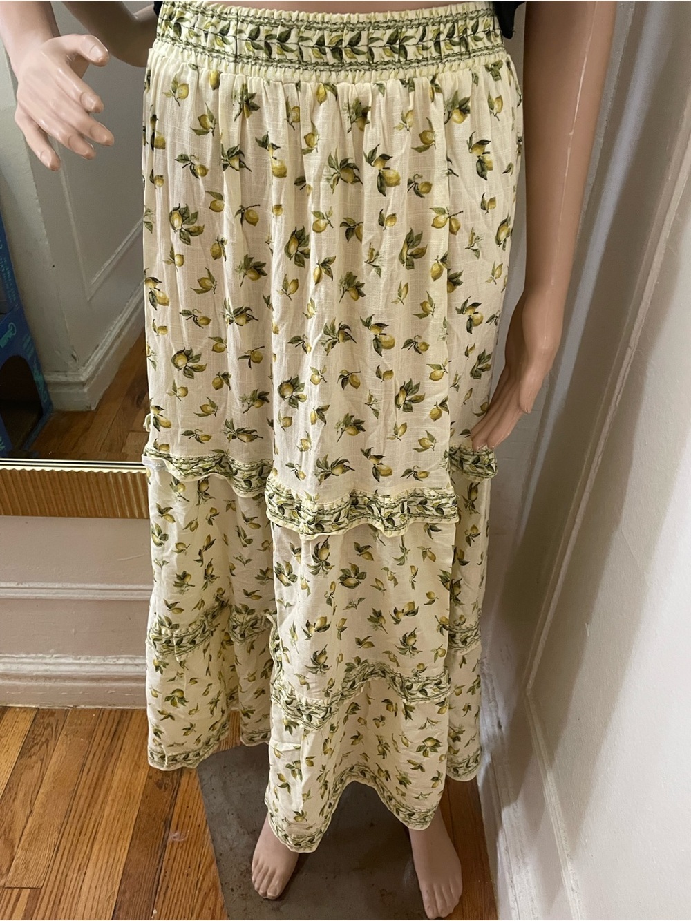 Max Studio Cream Midi Skirt with Green Floral Print - Picture 6 of 13